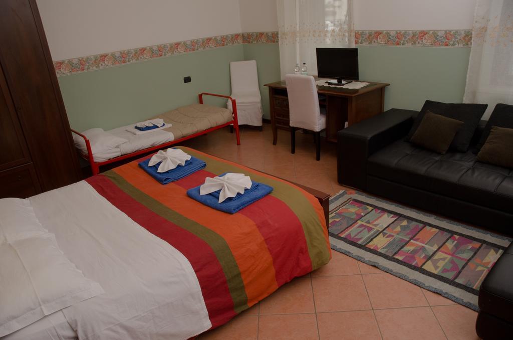 B&B 7 Camini San Giovanni Lupatoto Exterior foto