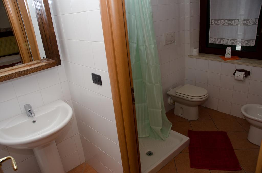B&B 7 Camini San Giovanni Lupatoto Exterior foto